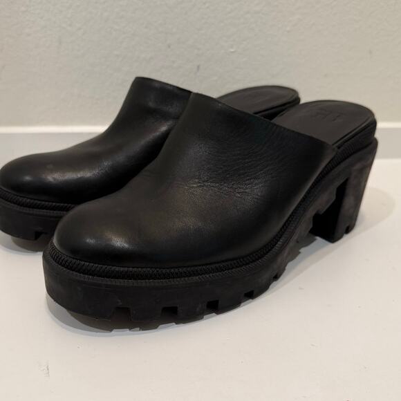 Gianni Bini Women’s Black Leather Platform Chunky Lug Sole Clog Mules 9.5 - Picture 3 of 16